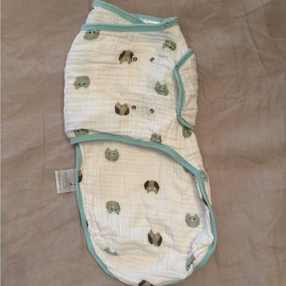 Aden + Anais Owl Print Swaddle / 0-3 Months / Up to 14 lbs or 23 in